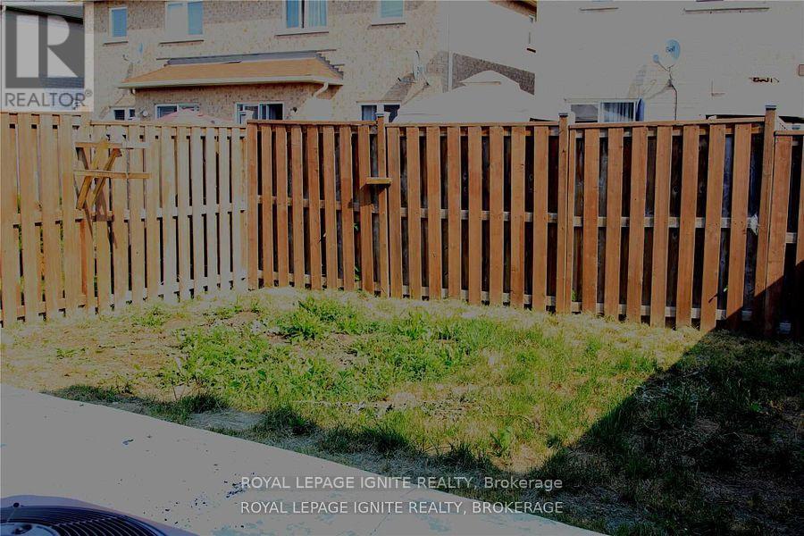 34 Sugarberry Drive, Brampton, Ontario  L6X 0K3 - Photo 24 - W12755078