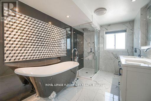 Main Floor - 12 Gondola Crescent, Brampton, Ontario  L6S 1W6 - Photo 20 - W12755140