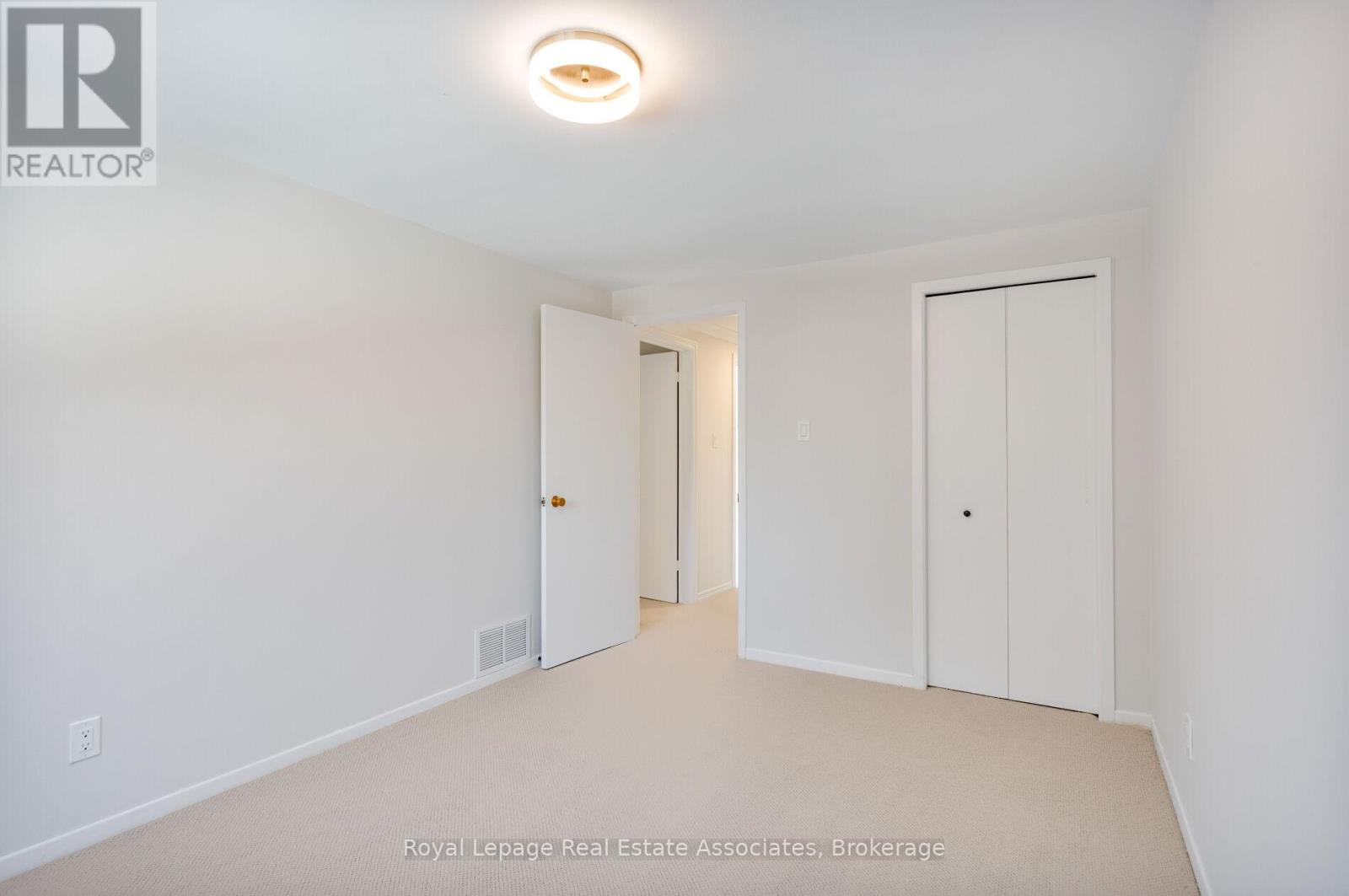 958 Fletcher Valley Crescent, Mississauga, Ontario  L5J 2X7 - Photo 27 - W12755152