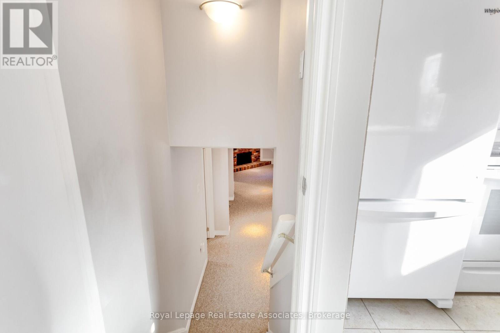 958 Fletcher Valley Crescent, Mississauga, Ontario  L5J 2X7 - Photo 32 - W12755152