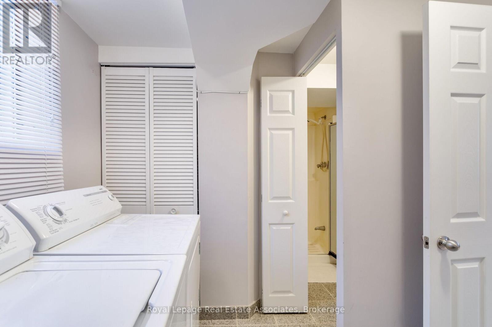 958 Fletcher Valley Crescent, Mississauga, Ontario  L5J 2X7 - Photo 42 - W12755152