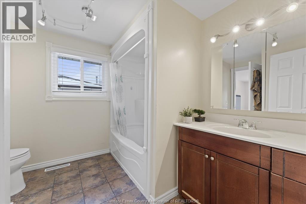 386 Woodridge, Tecumseh, Ontario  N8N 3A8 - Photo 23 - 26002508