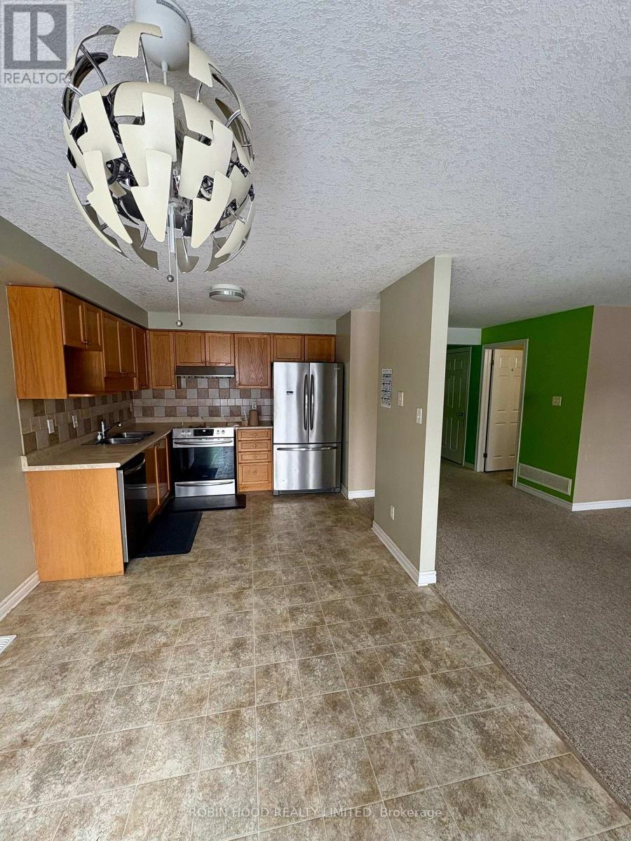 Photo 4 of 34 for Unit 10 - 3320 Meadowgate Boulevard