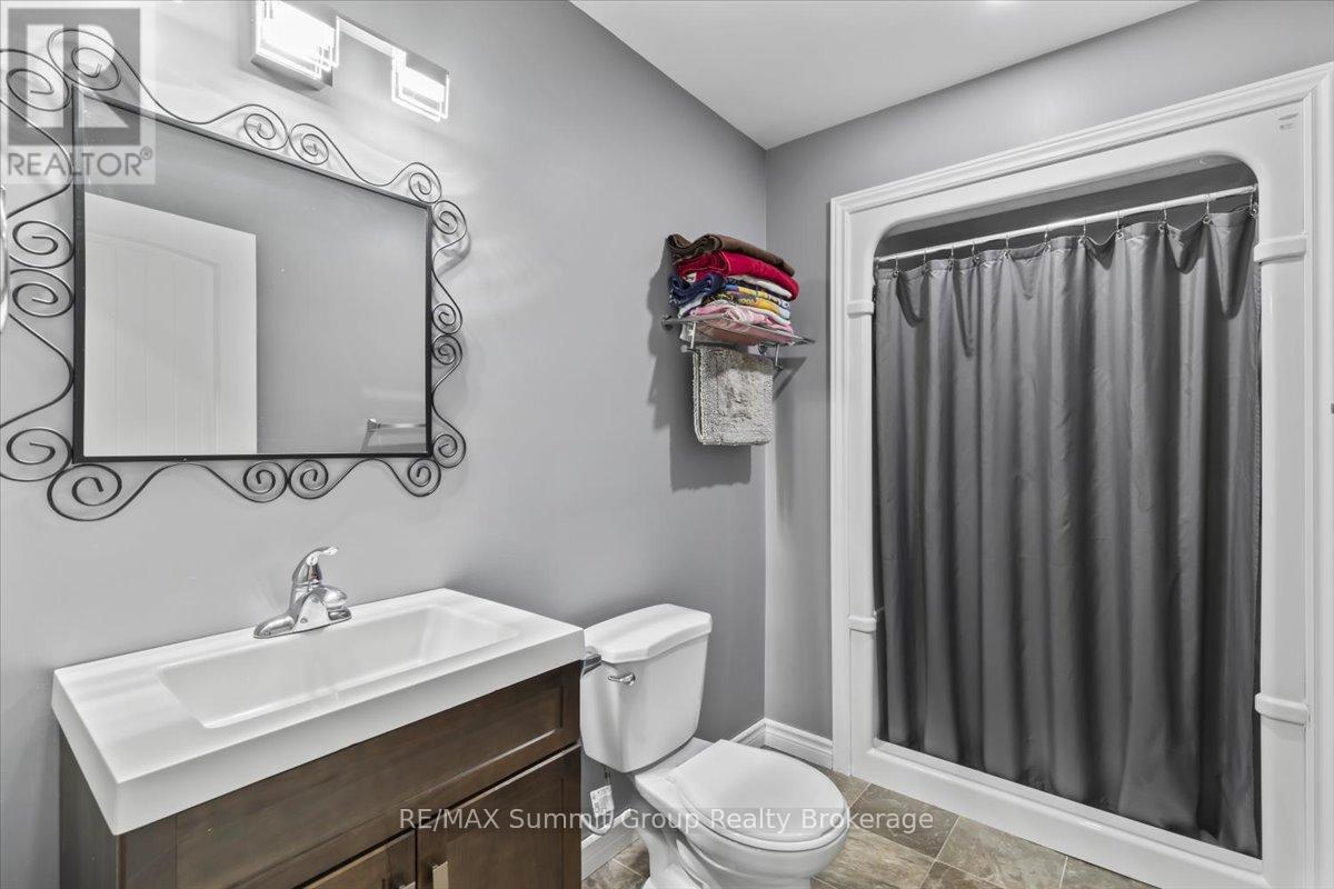 135 Confederation Drive, Chatsworth, Ontario  N0H 1R0 - Photo 23 - X12755256