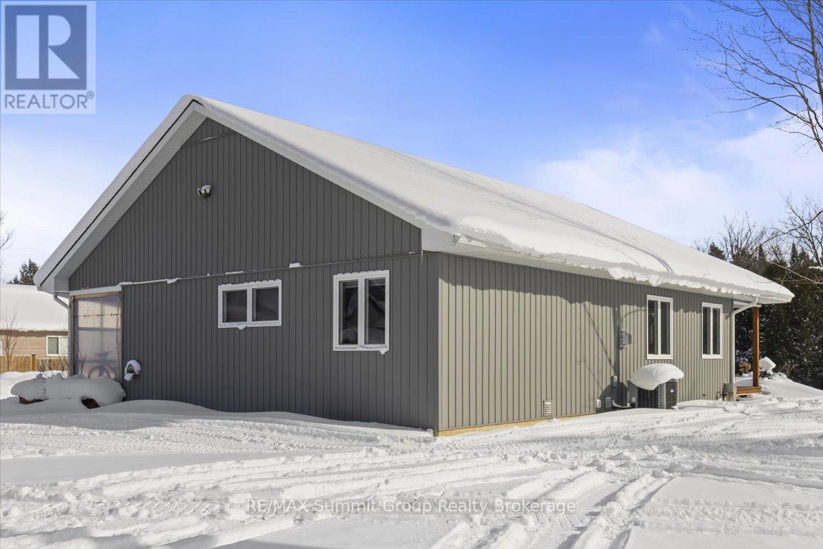 135 Confederation Drive, Chatsworth, Ontario  N0H 1R0 - Photo 30 - X12755256