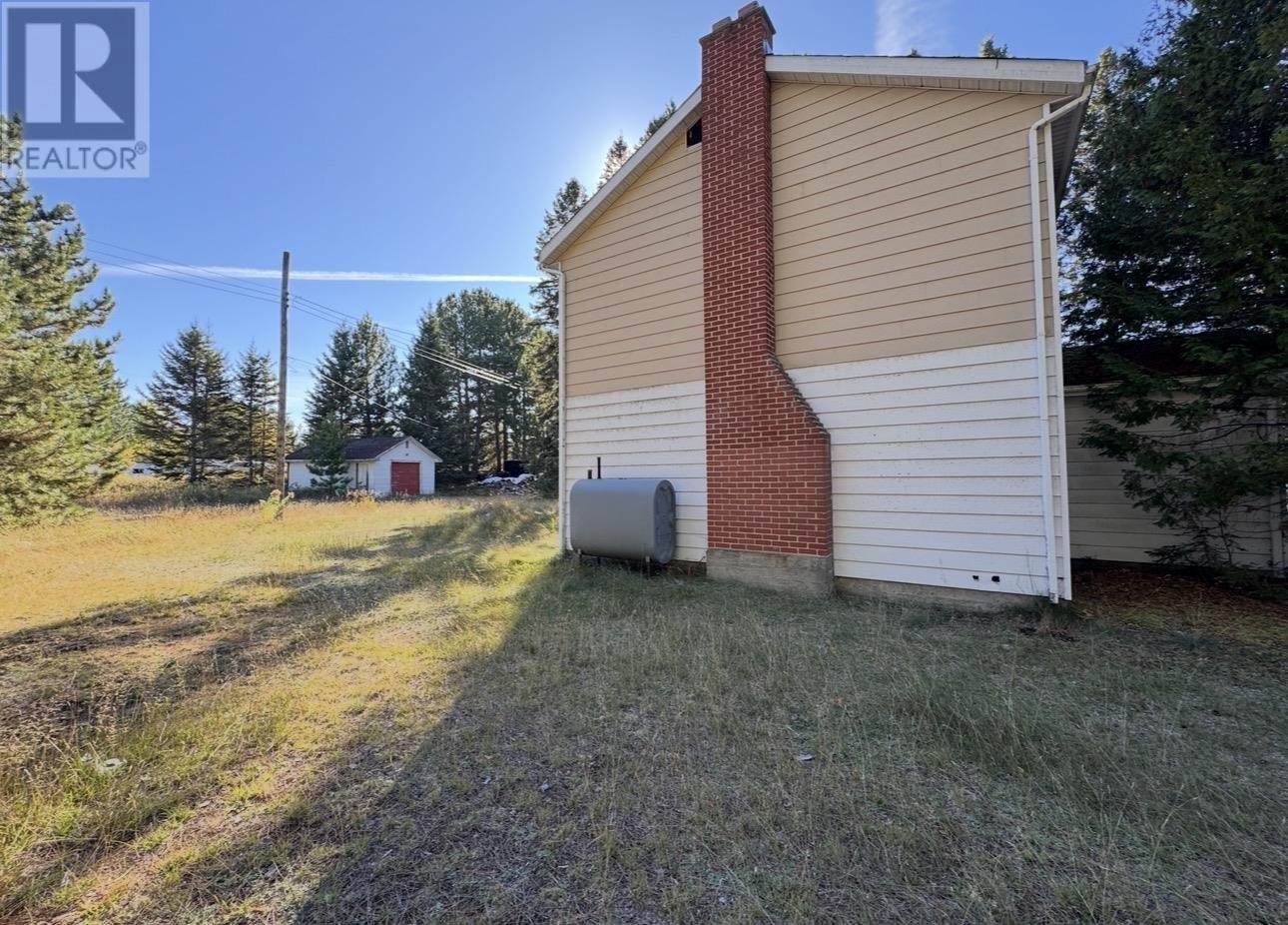 52 Conrad Cres, Gogama, Ontario  P0M 1W0 - Photo 6 - SM260206