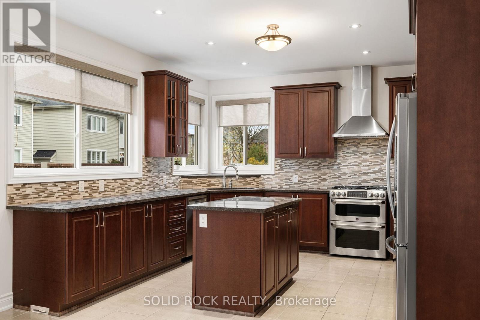 347 Bamburgh Way, Ottawa, Ontario  K2J 5R1 - Photo 12 - X12755224