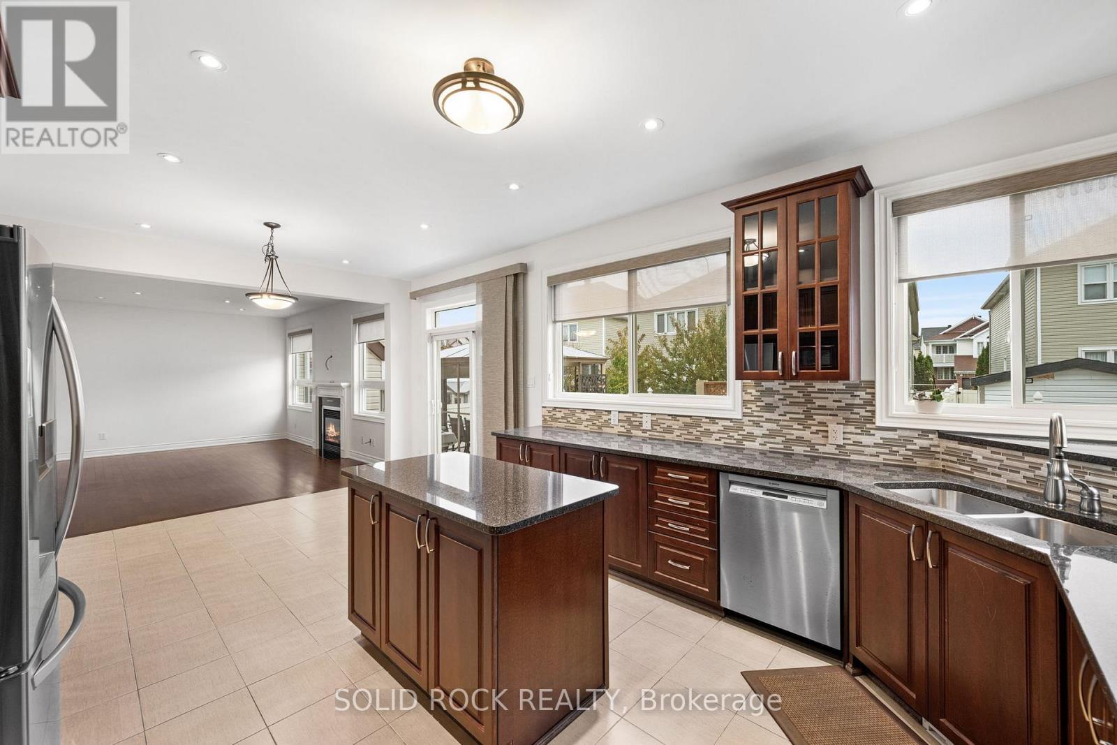 347 Bamburgh Way, Ottawa, Ontario  K2J 5R1 - Photo 15 - X12755224