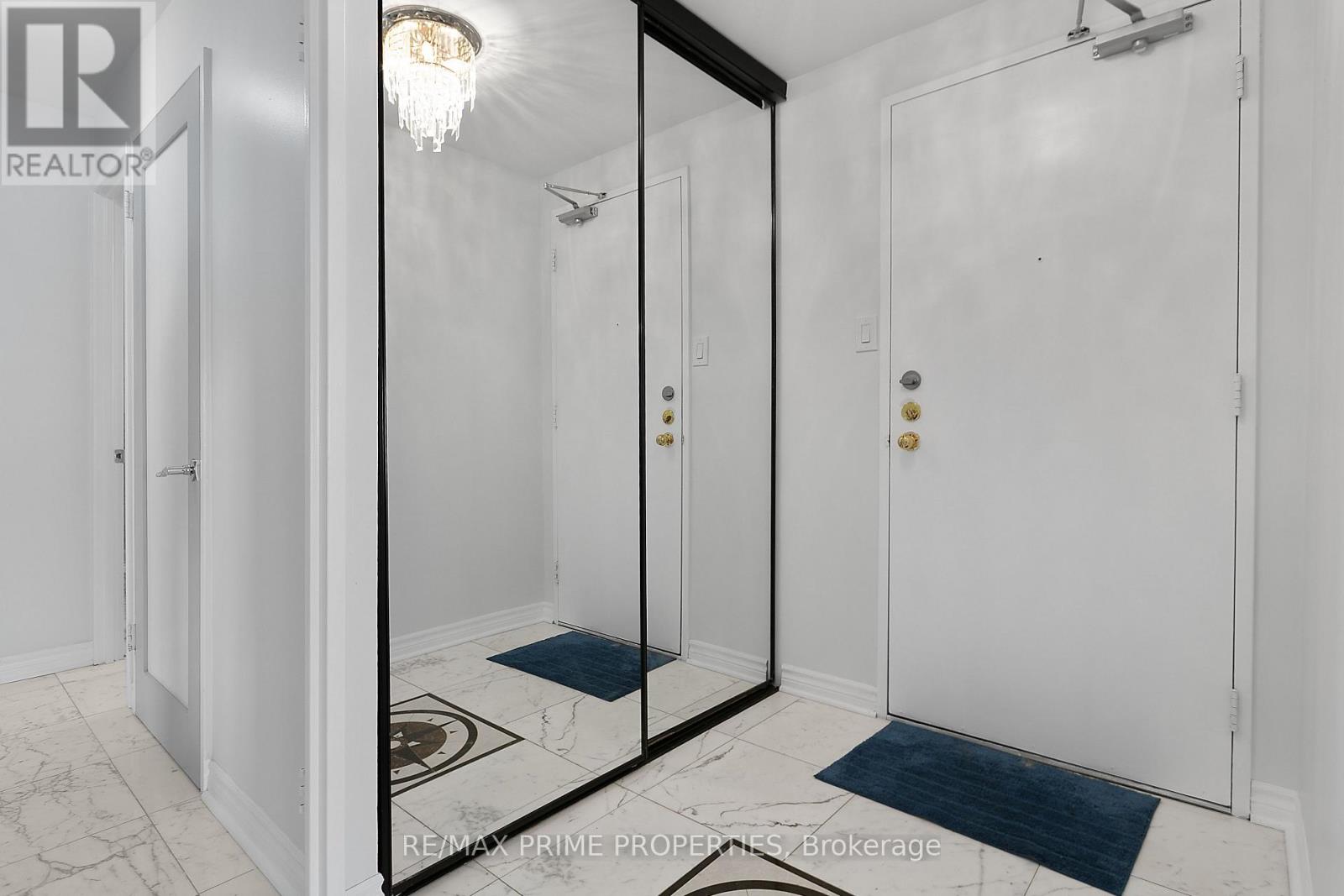 1603 - 1081 Ambleside Drive, Ottawa, Ontario  K2B 8C8 - Photo 3 - X12755302