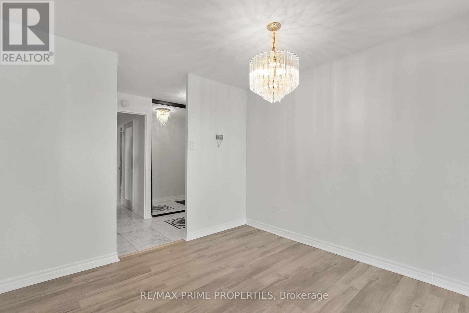 1603 - 1081 Ambleside Drive, Ottawa, Ontario  K2B 8C8 - Photo 4 - X12755302