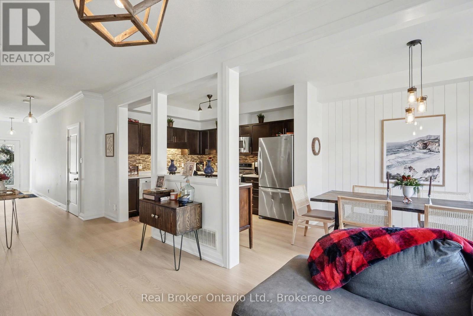 18 - 45 Seabreeze Crescent, Hamilton, Ontario  L8E 0G1 - Photo 7 - X12755310