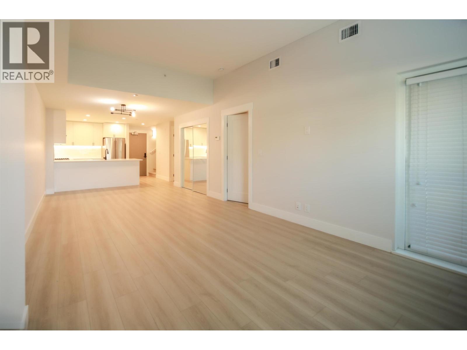 102 22265 Dewdney Trunk Road, Maple Ridge, British Columbia  V2X 3J1 - Photo 3 - R3086199