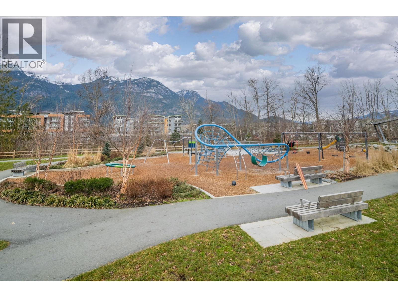 38035 Helm Way, Squamish, British Columbia  V8B 2A1 - Photo 36 - R3086229