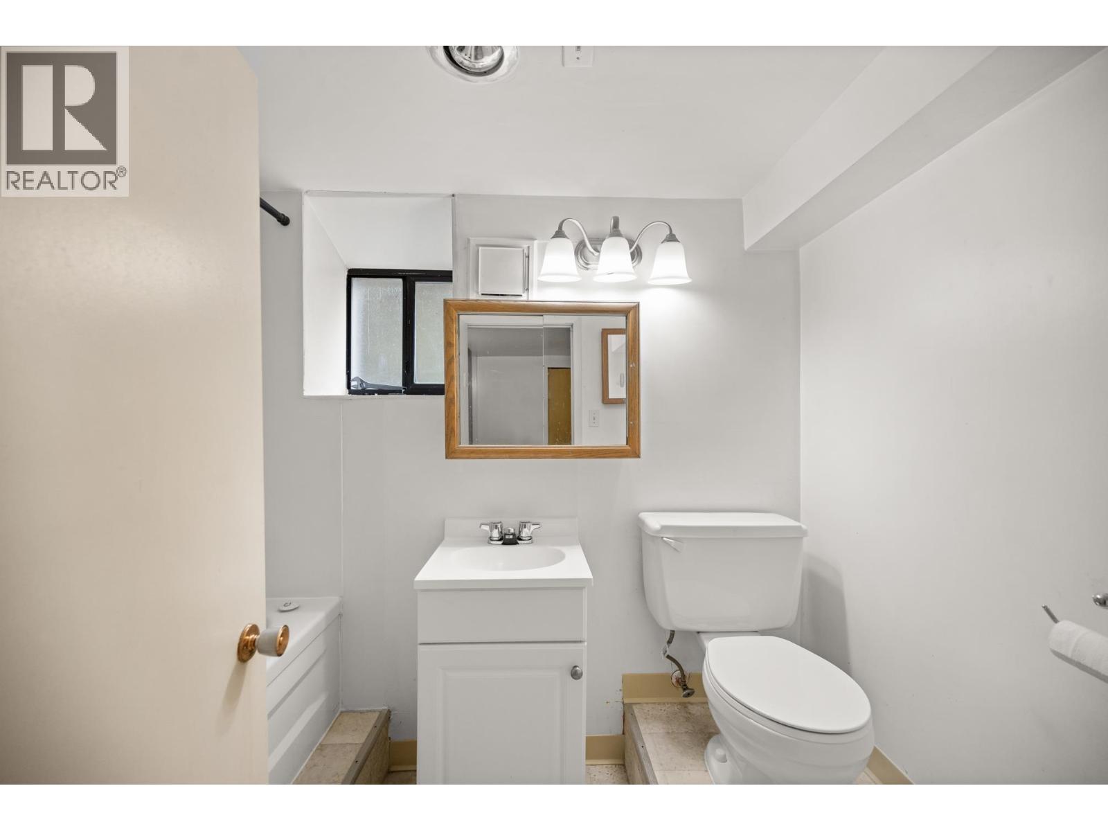 1509 Sixth Avenue, New Westminster, British Columbia  V3M 2C5 - Photo 24 - R3086195