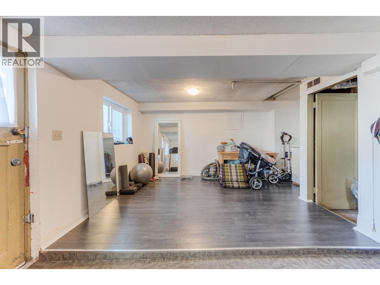 4736 Knight Street, Vancouver, British Columbia  V5N 3N2 - Photo 12 - R3086205