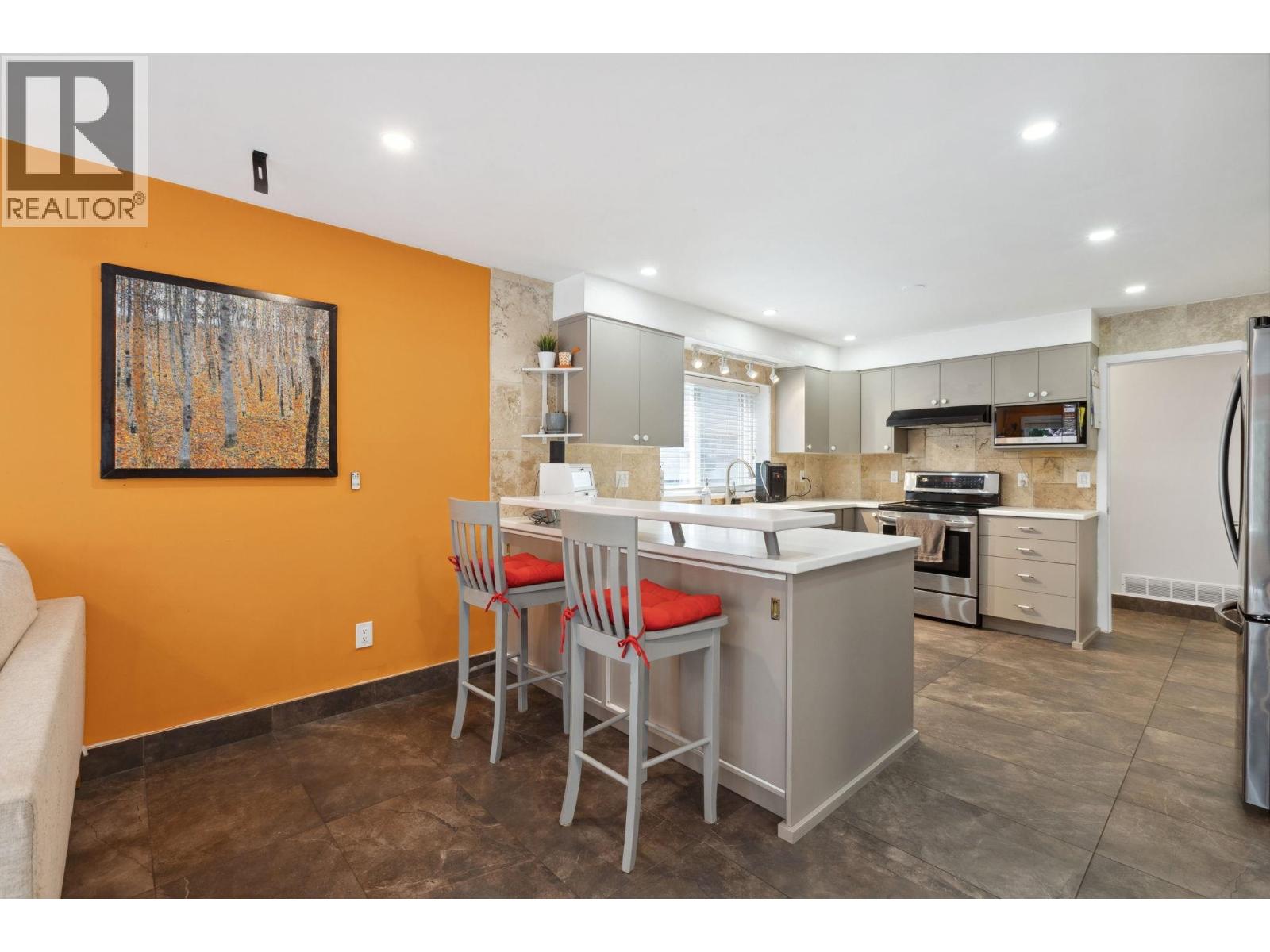 1501 Ostler Court, North Vancouver, British Columbia  V7G 2P1 - Photo 17 - R3086214