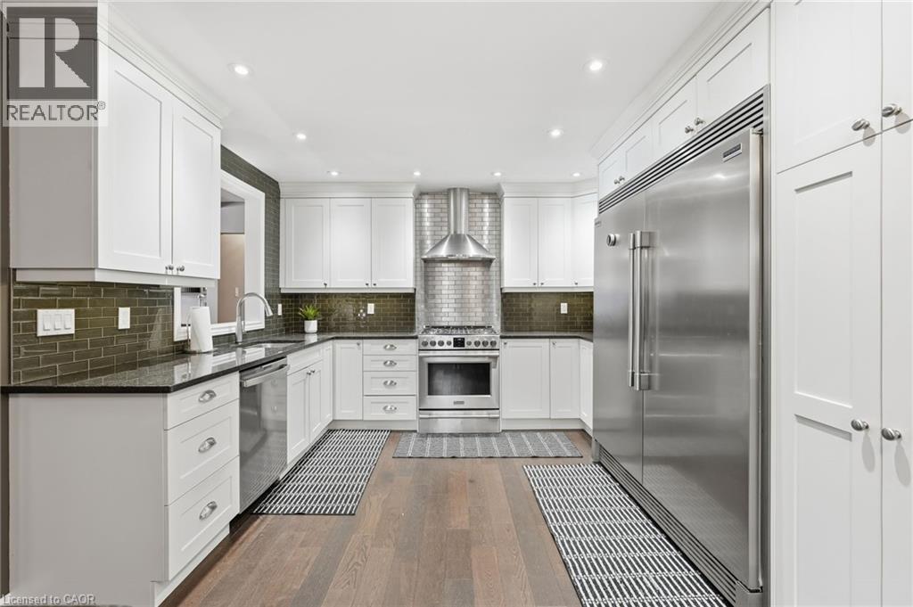 2036 Mountainside Drive, Burlington, Ontario  L7P 1A7 - Photo 9 - 40802432