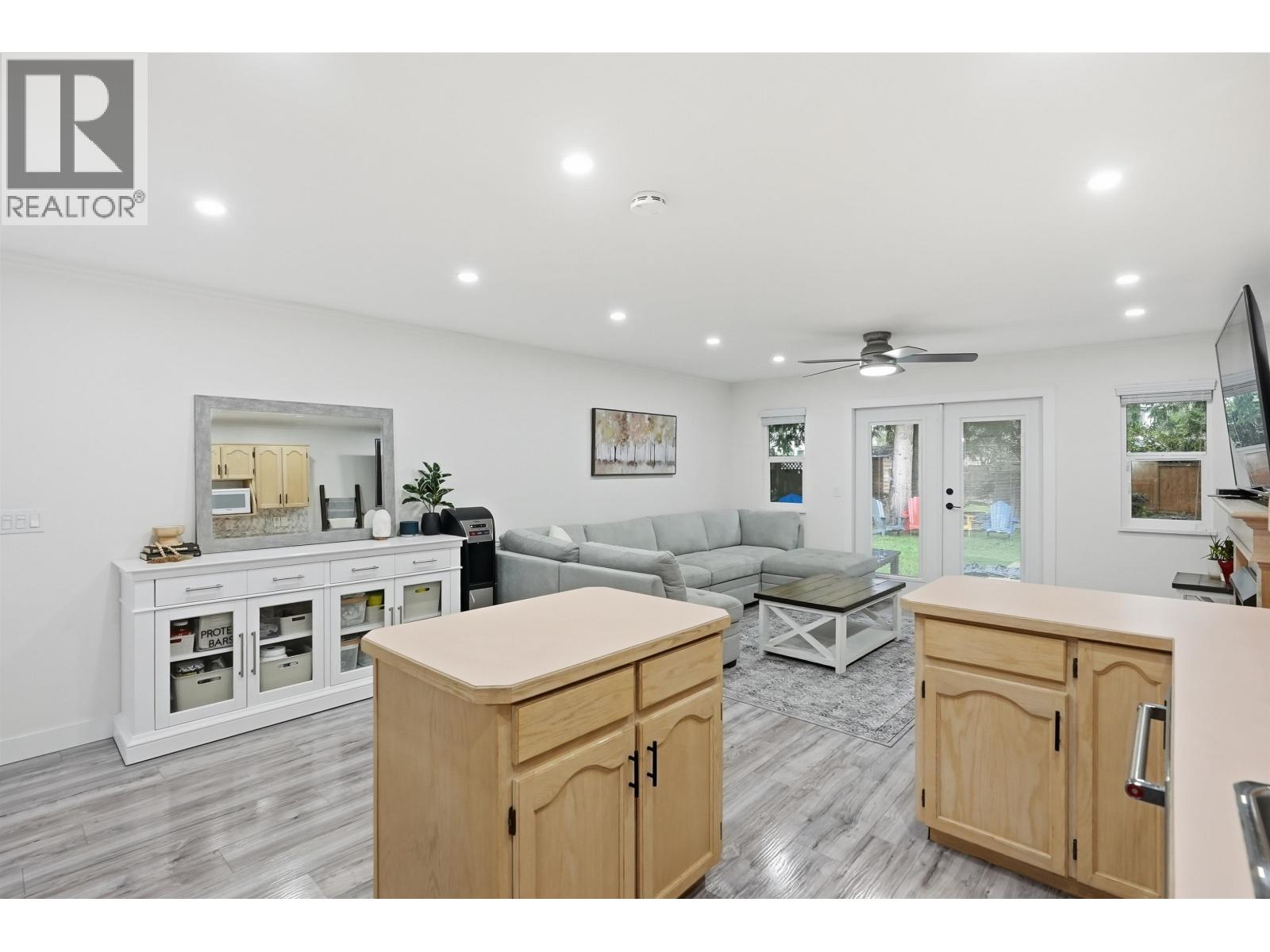 19439 Park Road, Pitt Meadows, British Columbia  V3Y 1C8 - Photo 12 - R3085361