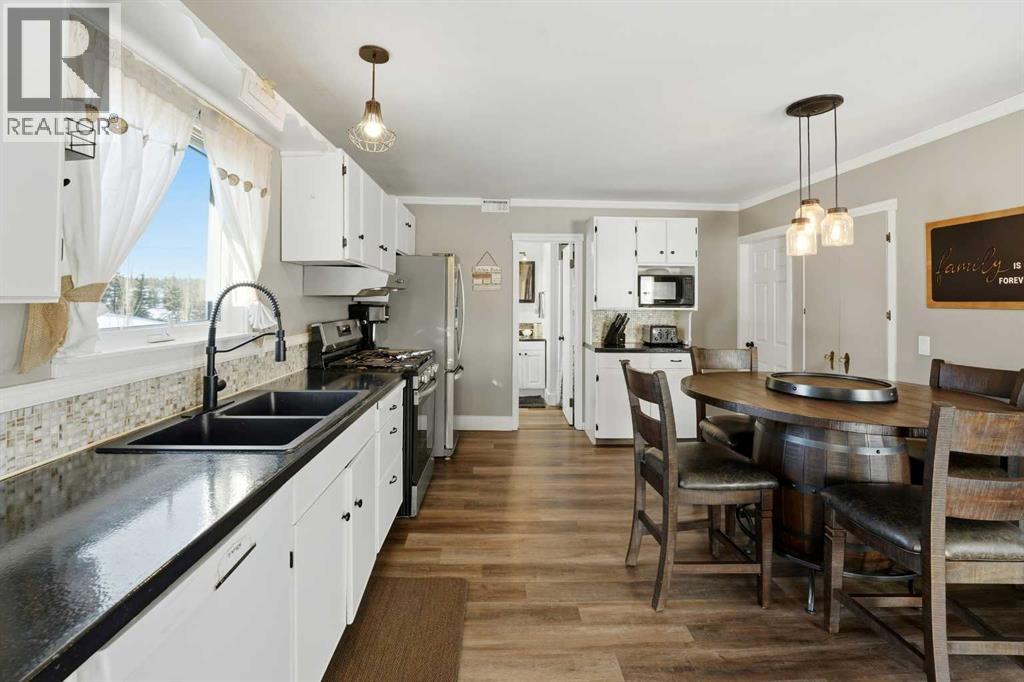 392030a Range Road 8-0, Rocky Mountain House, Alberta  T4T 2A4 - Photo 8 - A2279940