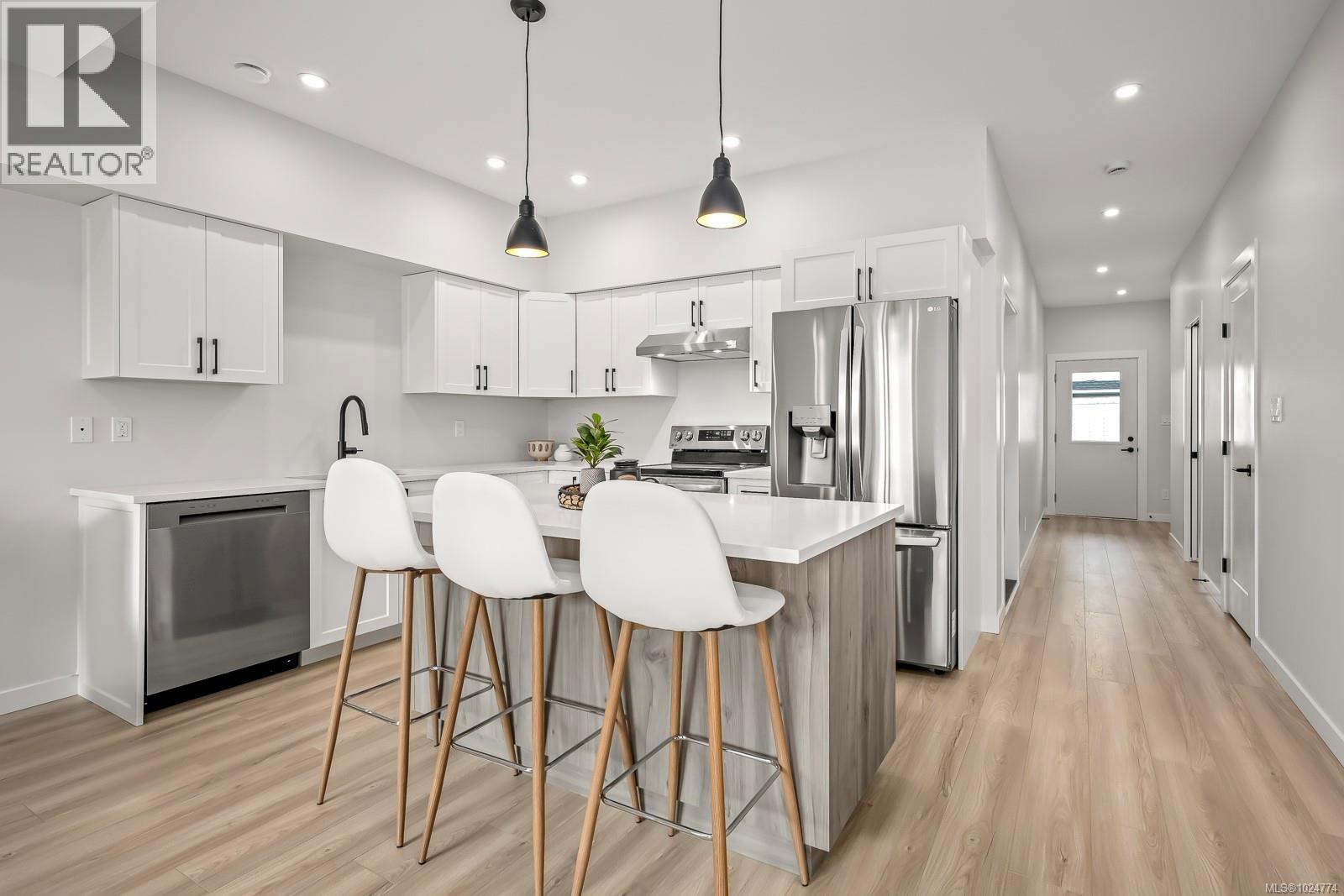 1 444 Fisher Rd, Campbell River, British Columbia  V9W 0H8 - Photo 2 - 1024774