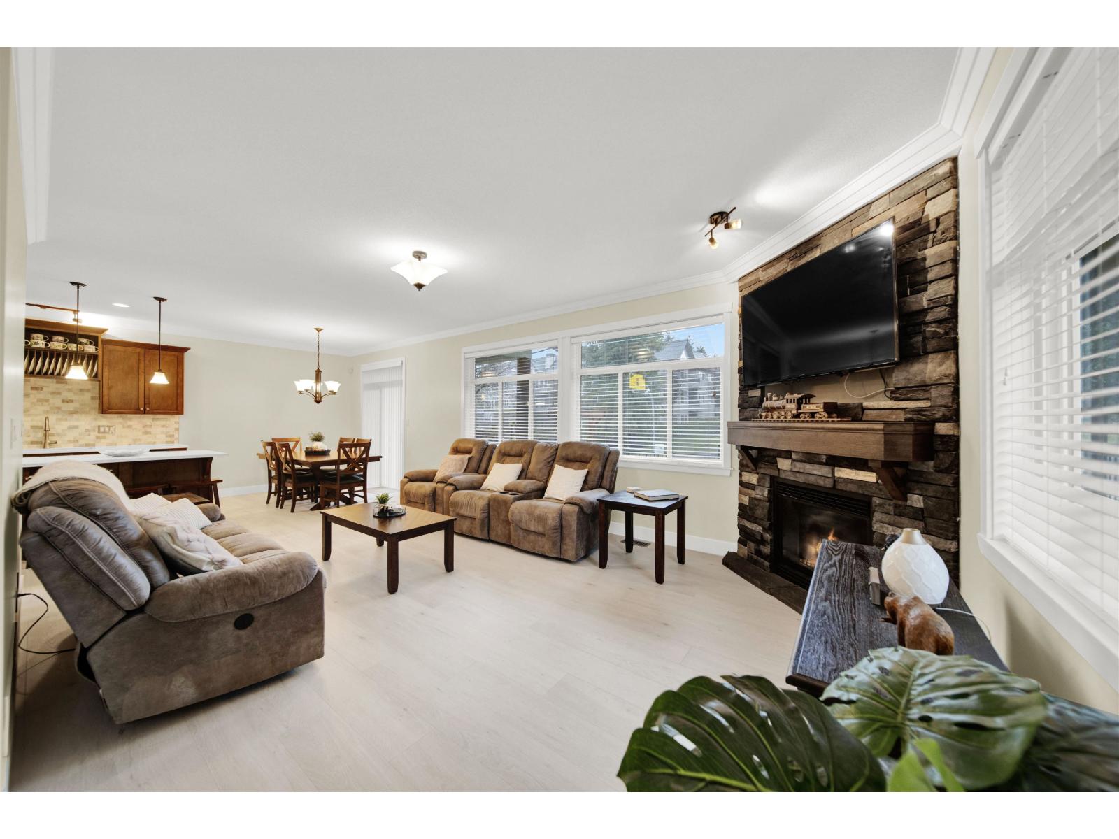 3 34130 Old Yale Road, Abbotsford, British Columbia  V2S 0E6 - Photo 5 - R3086023