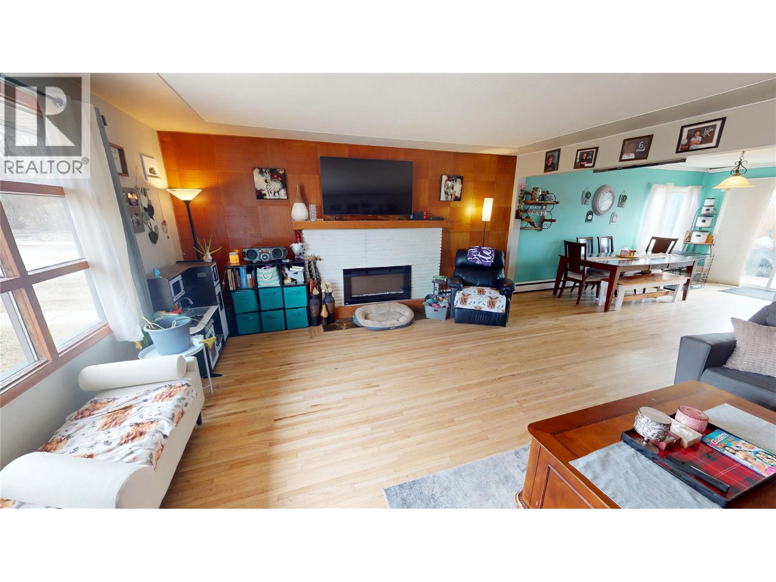 333 10th Avenue S, Cranbrook, British Columbia  V1C 2N5 - Photo 4 - 10374768