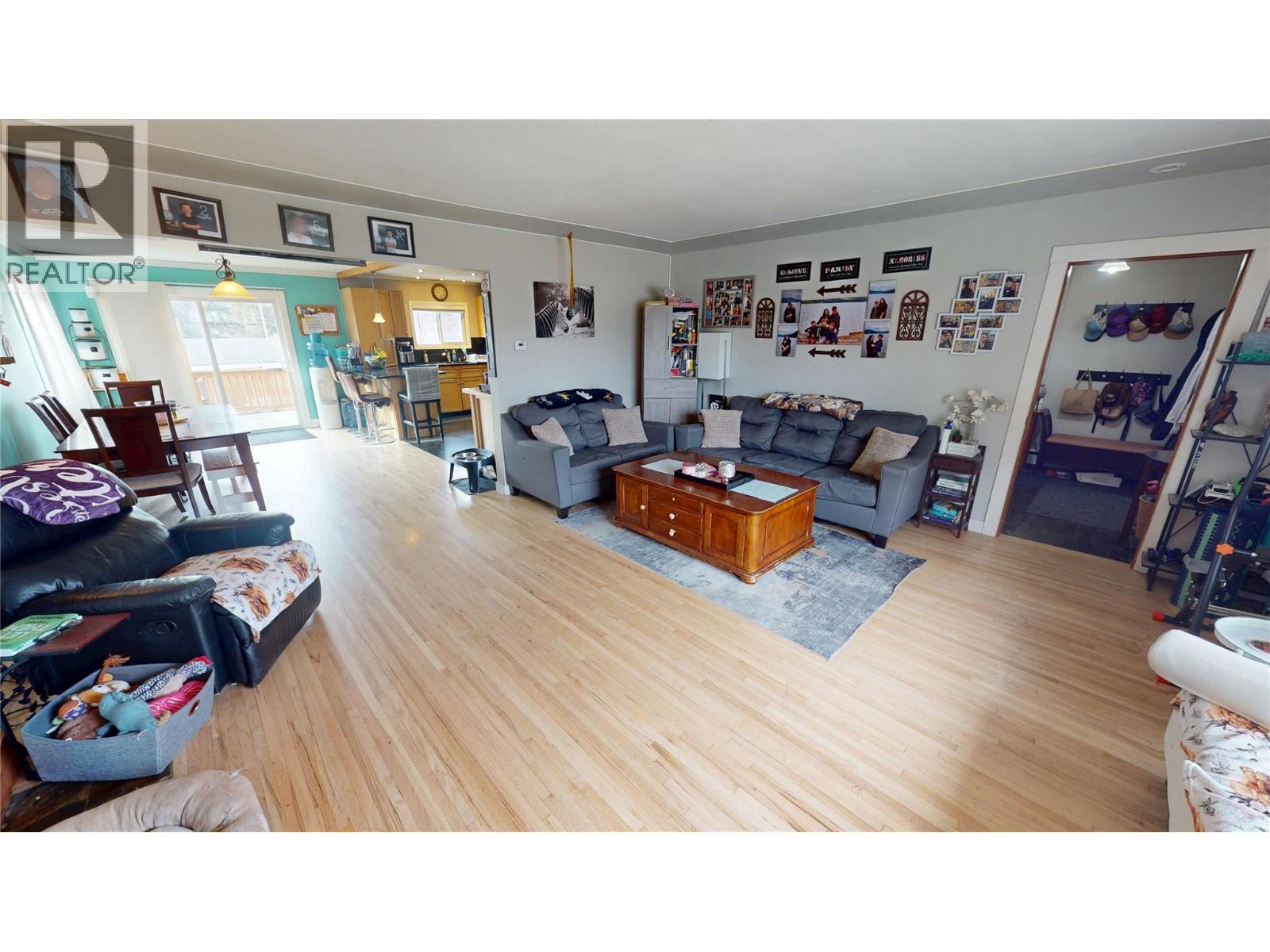 333 10th Avenue S, Cranbrook, British Columbia  V1C 2N5 - Photo 6 - 10374768