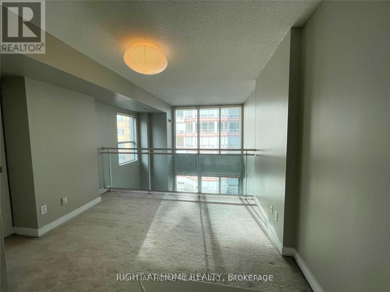 501 - 77 Lombard Street, Toronto, Ontario  M5C 3E1 - Photo 15 - C12755228