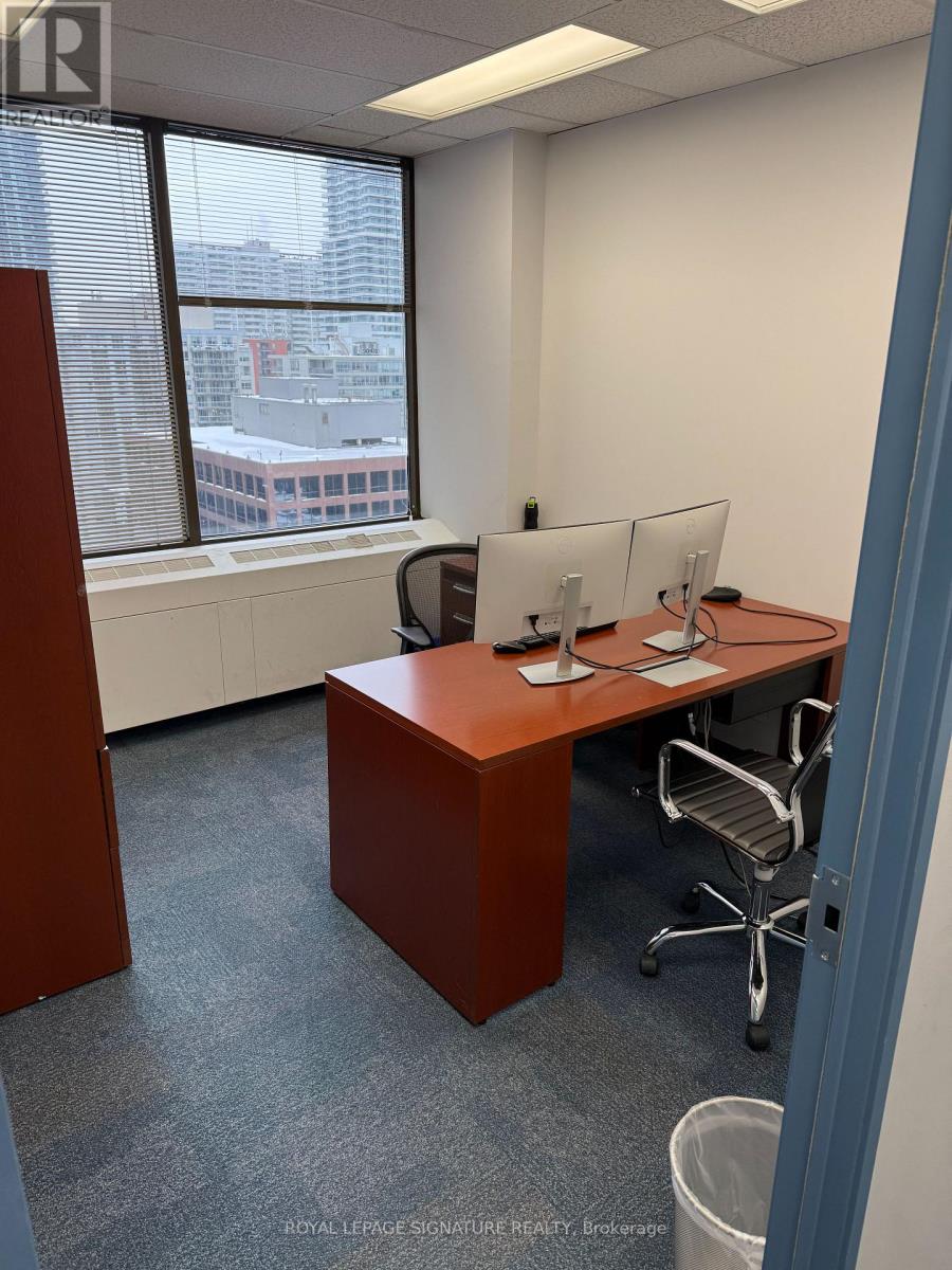 1001 - 20 Eglinton Avenue W, Toronto, Ontario  M4R 1K8 - Photo 2 - C12755246