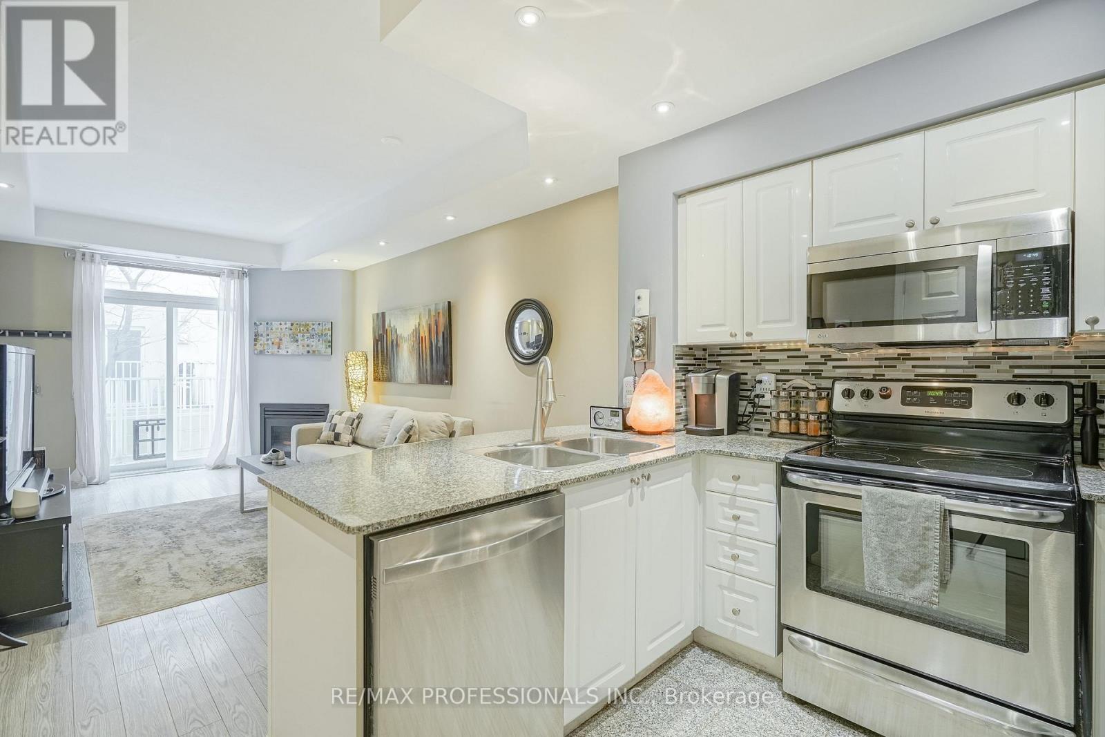 659 - 38 Stadium Road, Toronto, Ontario  M5V 3P4 - Photo 11 - C12755250