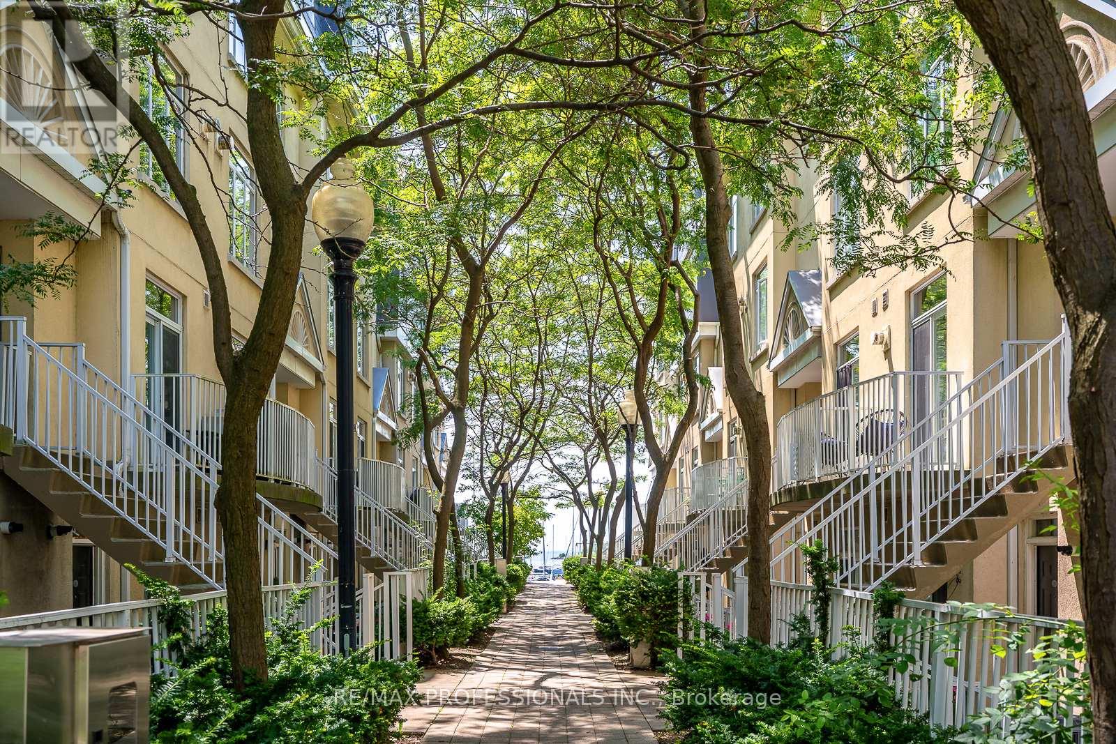 659 - 38 Stadium Road, Toronto, Ontario  M5V 3P4 - Photo 3 - C12755250