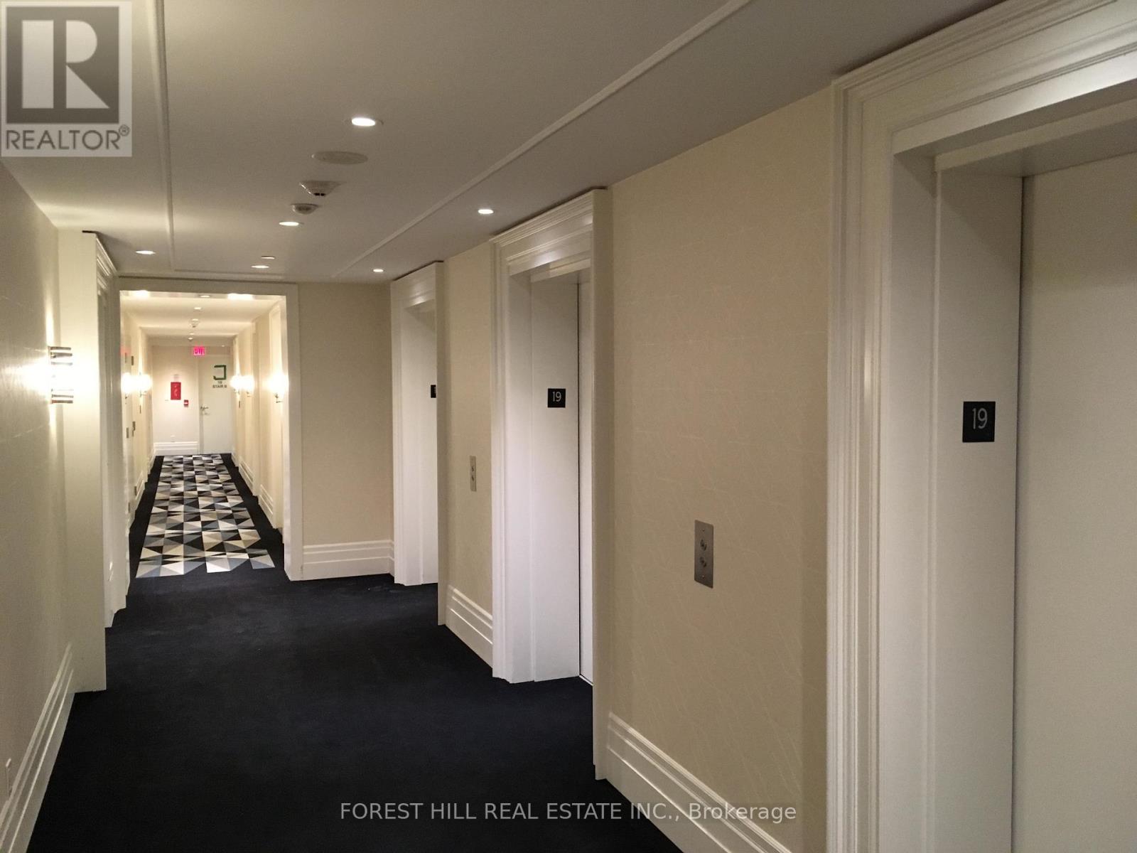 1902 - 88 Blue Jays Way, Toronto, Ontario  M5V 0L7 - Photo 8 - C12755274