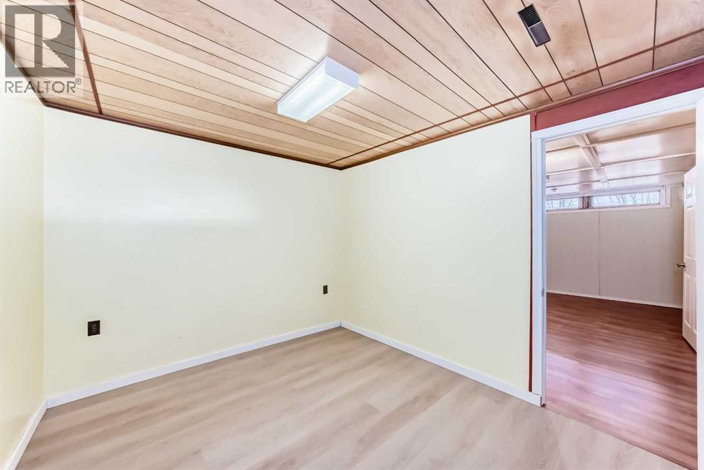 5232 44 Avenue Nw, Calgary, Alberta  T3A 0L8 - Photo 20 - A2275114