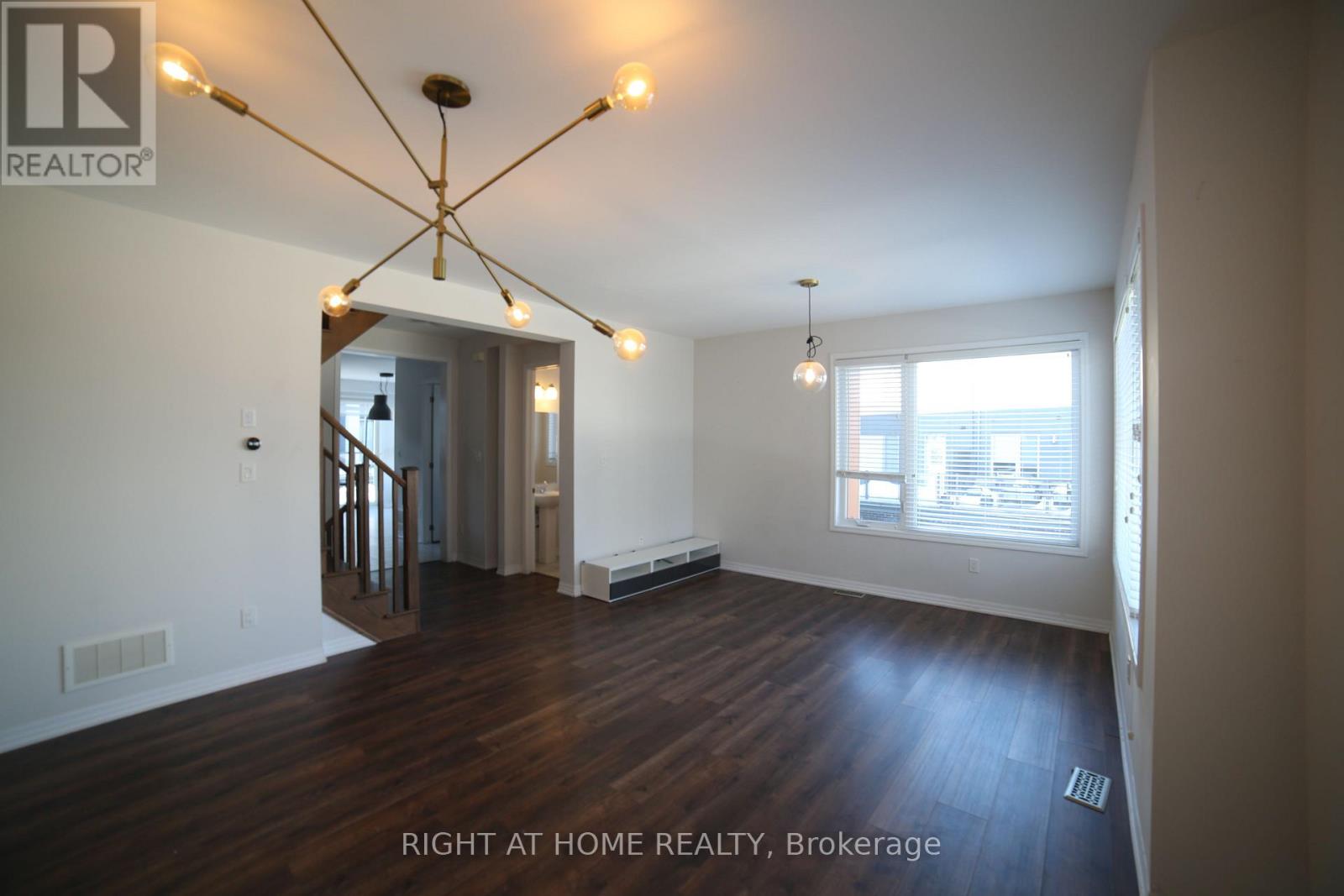 33 - 3019 Creekshore Common, Oakville (Go Glenorchy), Ontario  L6M 1L8 - Photo 8 - W12753266