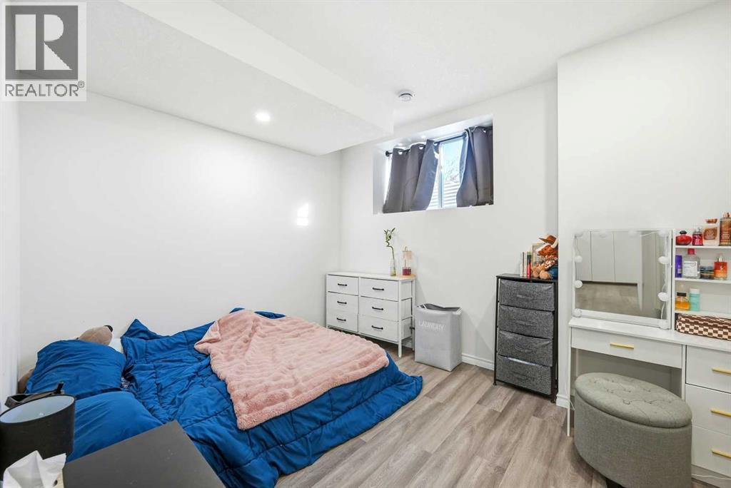 185 Edith Green Nw, Calgary, Alberta  T3R 2H2 - Photo 41 - A2281548