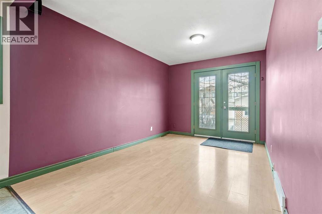 300 & 302 16a Street Nw, Calgary, Alberta  T2N 2C8 - Photo 21 - A2282888