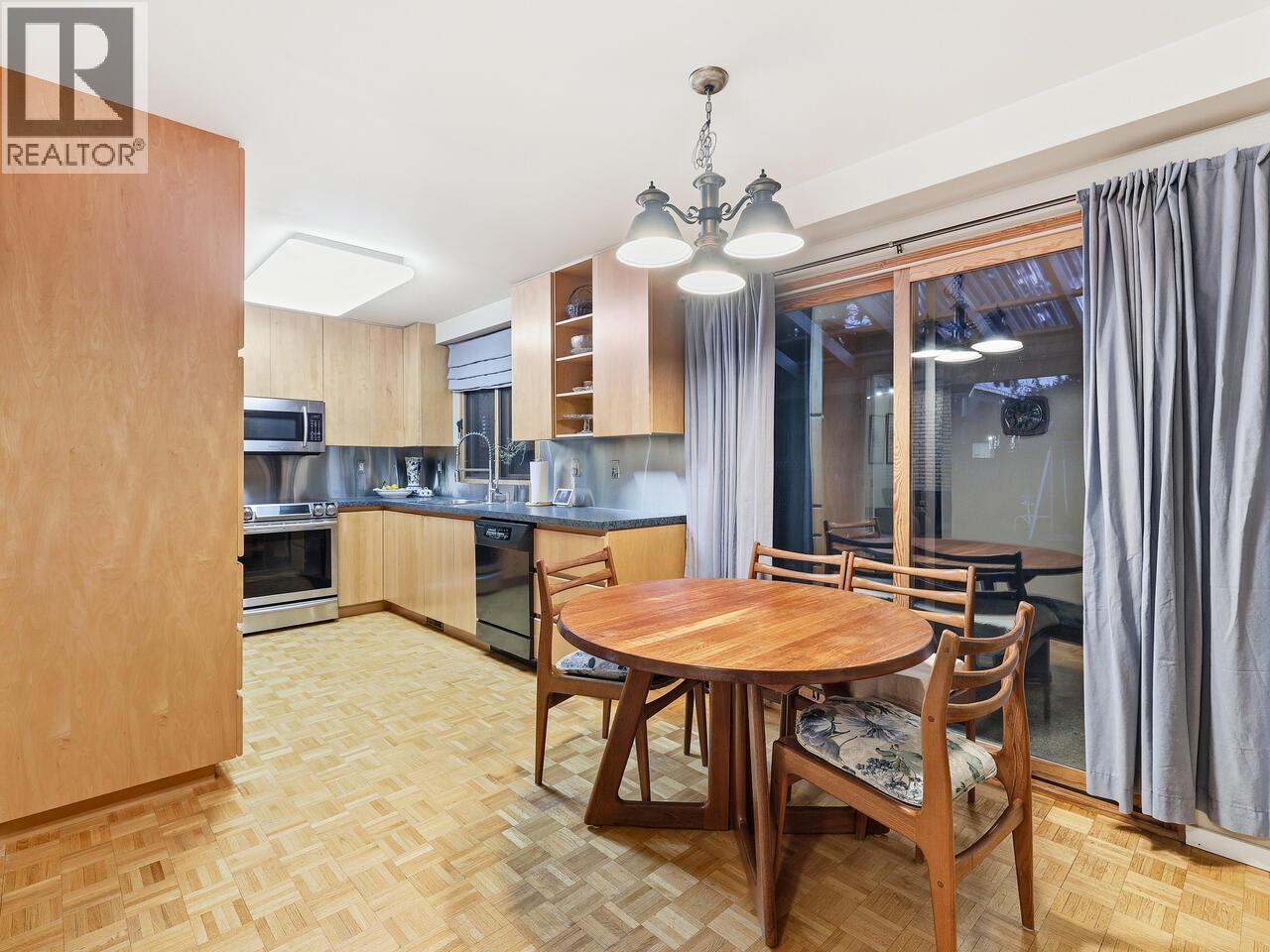 4288 Candlewood Drive, Richmond, British Columbia  V7C 4W1 - Photo 5 - R3086157