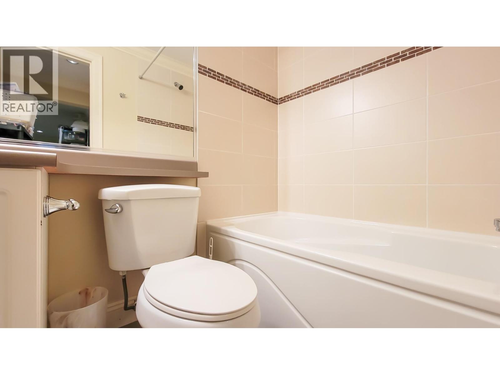 203 E 18th Street, North Vancouver, British Columbia  V7L 2X7 - Photo 22 - R3086233