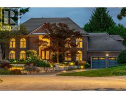 45 PEPPERTREE Crescent, Ancaster, Ontario