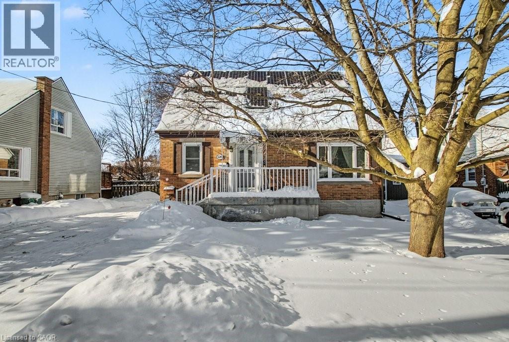 124 Winston Boulevard, Cambridge, Ontario  N3C 1L7 - Photo 2 - 40802131