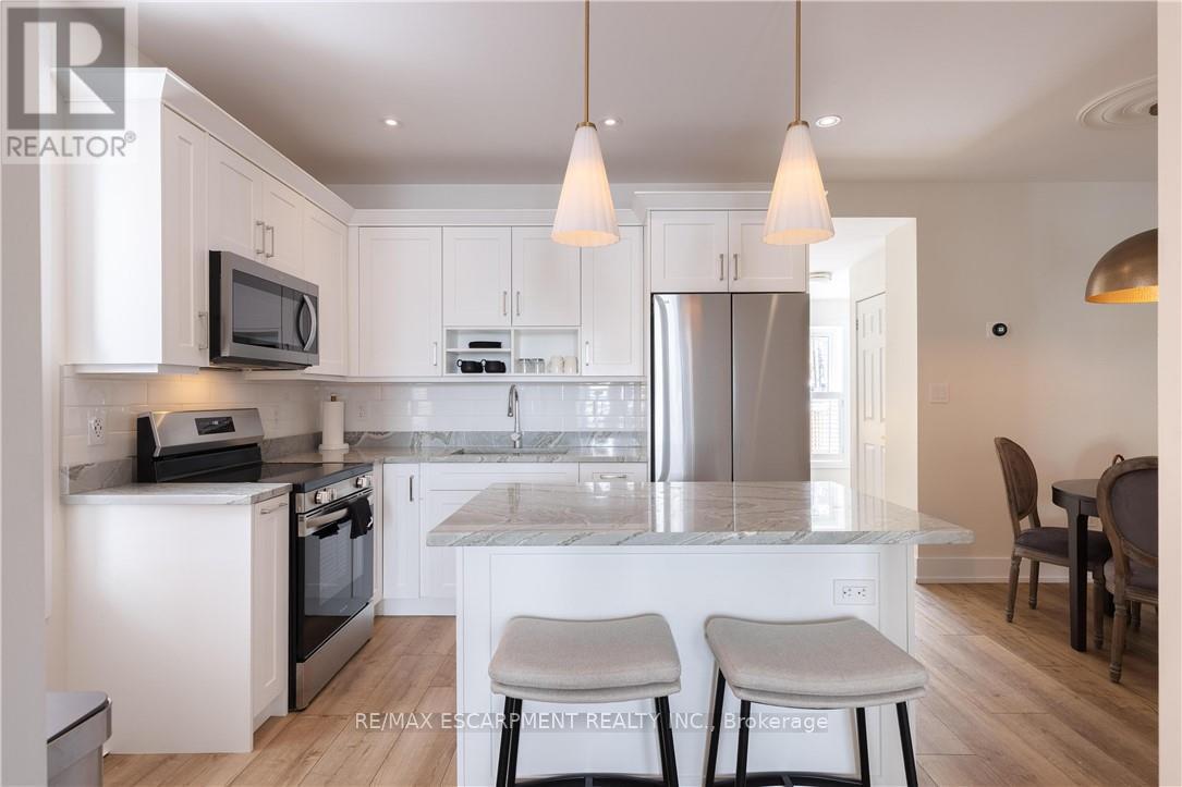 8-10 Ontario Street, Grimsby, Ontario  L3M 3G9 - Photo 26 - X12755292