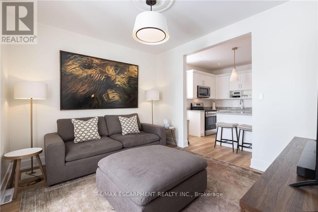 8-10 Ontario Street, Grimsby, Ontario  L3M 3G9 - Photo 27 - X12755292