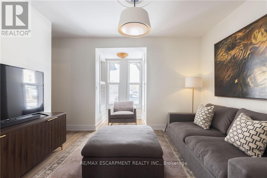 8-10 Ontario Street, Grimsby, Ontario  L3M 3G9 - Photo 28 - X12755292