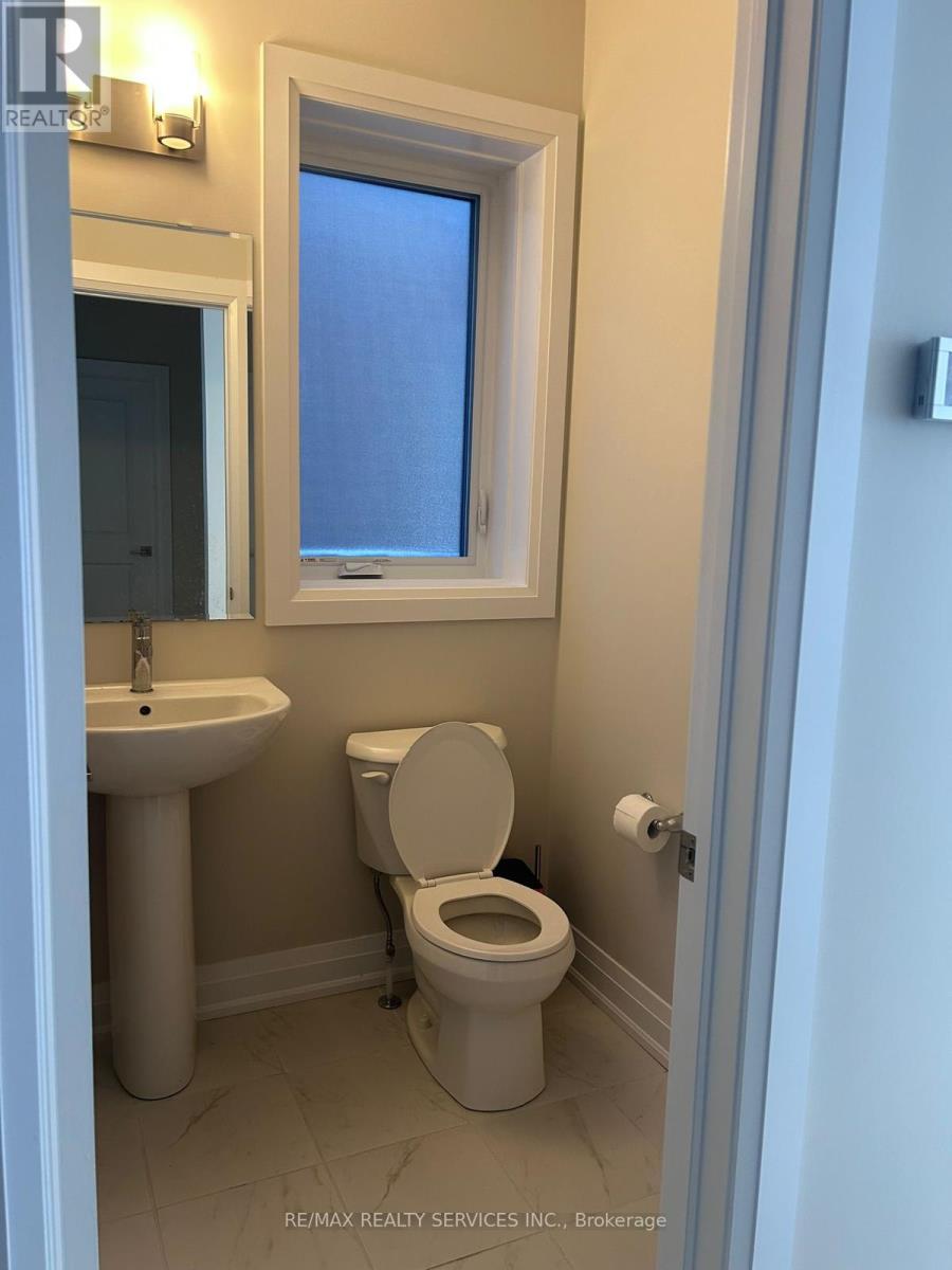 30 Shaded Creek Drive, Kitchener, Ontario  N2P 2P3 - Photo 5 - X12755294