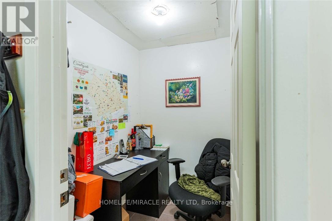 6 - 112 Oriole Parkway W, Woolwich, Ontario  N3B 1C5 - Photo 12 - X12755300