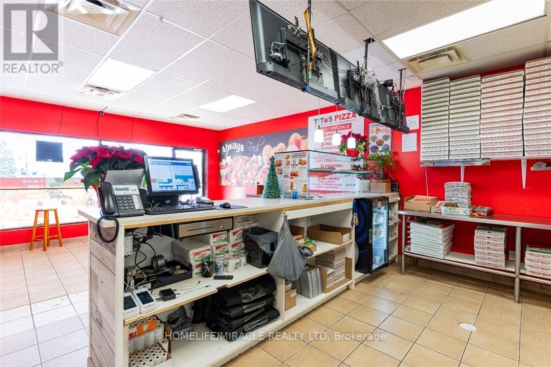 6 - 112 Oriole Parkway W, Woolwich, Ontario  N3B 1C5 - Photo 3 - X12755300