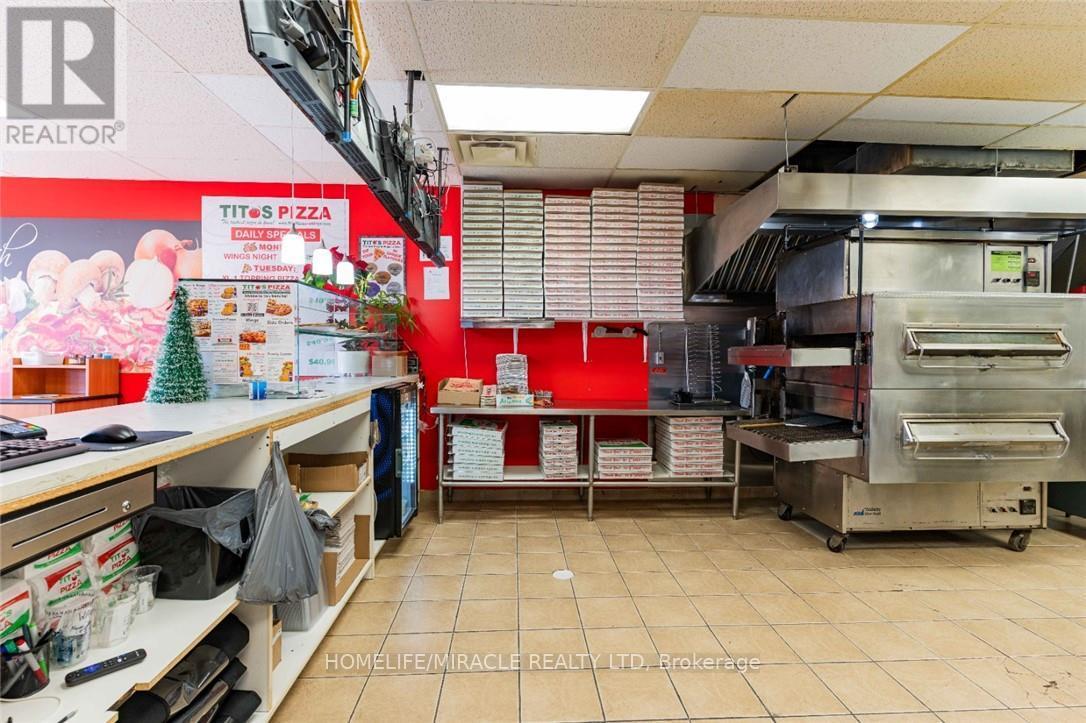 6 - 112 Oriole Parkway W, Woolwich, Ontario  N3B 1C5 - Photo 7 - X12755300