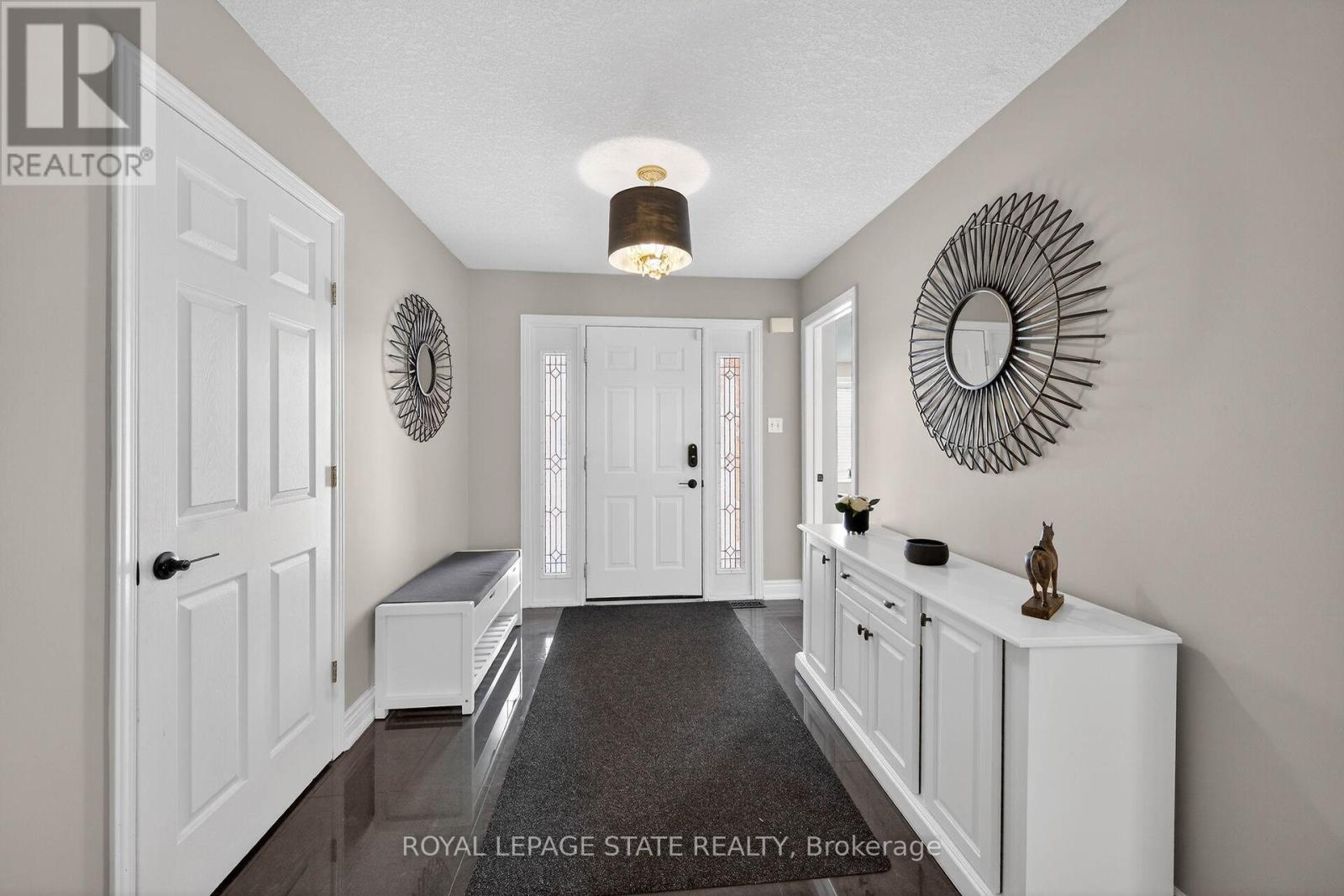 90 Kortright Road E, Guelph, Ontario  N1G 4N8 - Photo 3 - X12755336