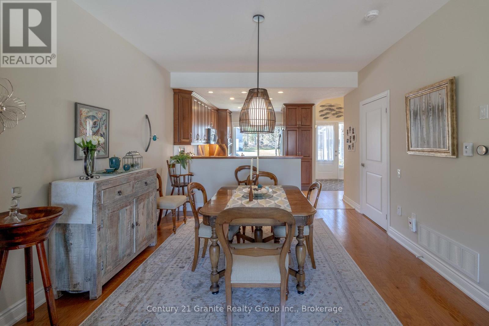 44 Webb Circle, Dysart Et Al, Ontario  K0M 1S0 - Photo 10 - X12755442