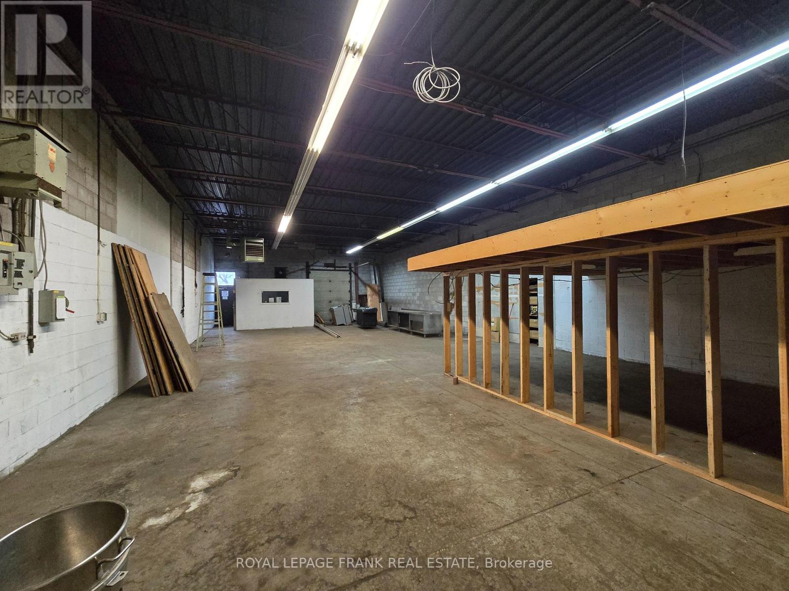 Unit #7 - 716 Wilson Road S, Oshawa, Ontario  L1H 6E8 - Photo 2 - E12755486